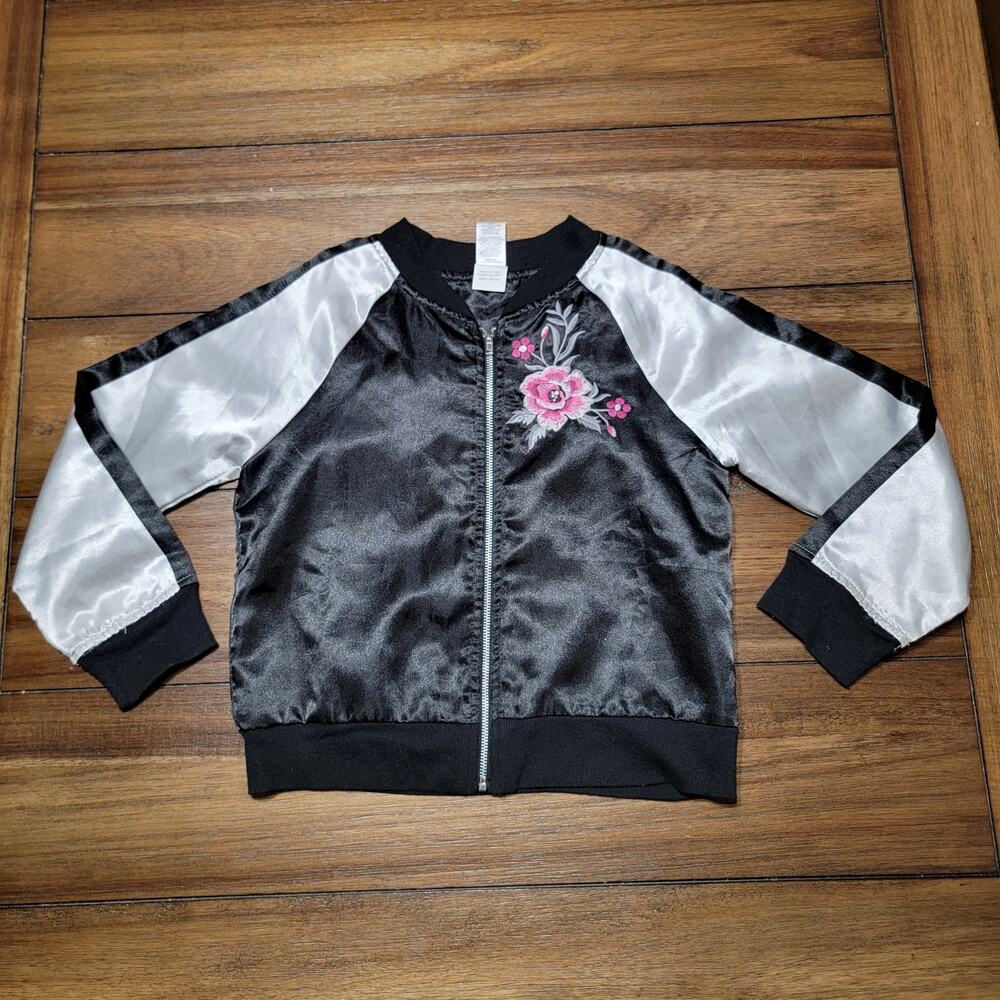 Total Girl B&W Full Zip Jacket w/ Embroidered Flowers - Size 6x Reg